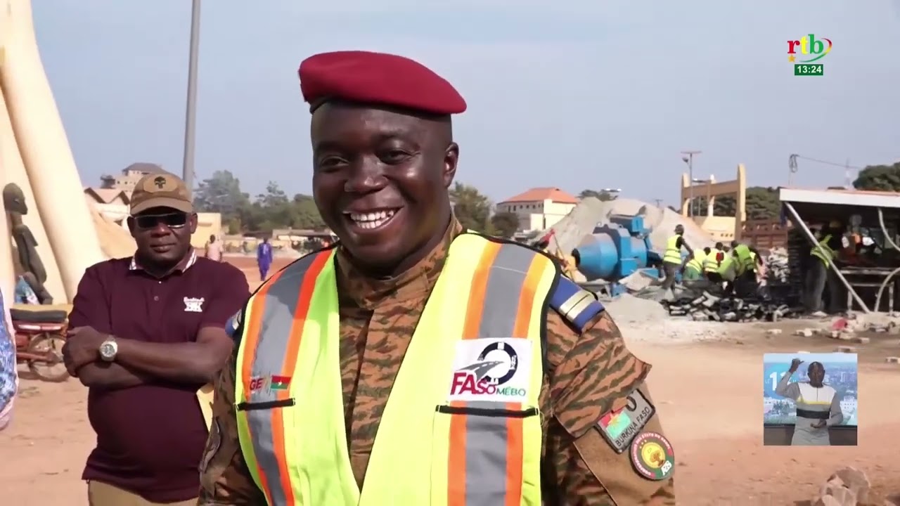 Faso Mêbo : le personnel de la SOFITEX et l’Association Labankognouma offrent 12 millions de F CFA