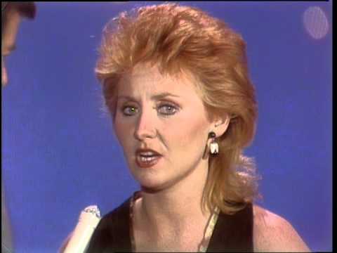 Dick Clark interviews Lulu - American Bandstand 1982