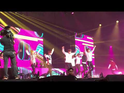 170922 WANNA ONE 워너원 1ST FAN MEETING IN SINGAPORE: WANNA BE LOVED - WANNA BE (MY BABY)