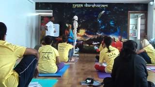 preview picture of video 'Lordosis and Yoga| Spine and Therapy| Yoga Treatment at Yogadarshanam Shala Mysore'