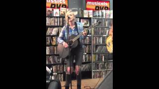 Emily Kinney | Last Chance @ Streetlight Records