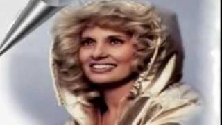 Loretta, Dolly, Tammy - I Dreamed Of A Hillbilly Heaven.flv