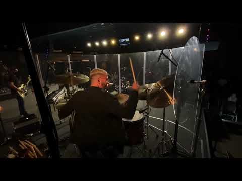 Medley , (Pode morar aqui ) (Maranata ) (A terra clama ) ( A ele a glória ) Drum cam - Biel Sales