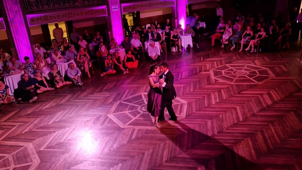 Video thumbnail for Christian Marquez e Virginia Gomez "Los Totis" no 11° Festival Tango Liber de Lugo em 16/07/22 - 2/5