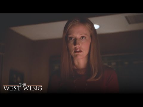 Donna Finds Out | The West Wing