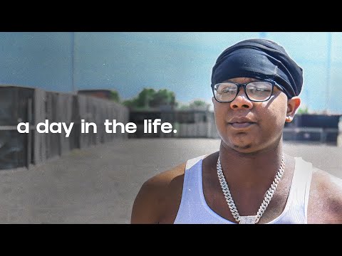 A Day In The Life w/ VonOff1700