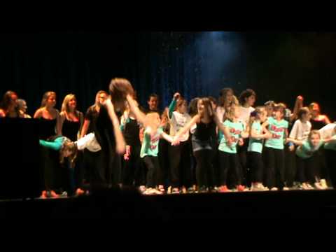 download lagu mp3 mp4 I Wish It Could Be Christmas Everyday Dance, download lagu I Wish It Could Be Christmas Everyday Dance gratis, unduh video klip I Wish It Could Be Christmas Everyday Dance