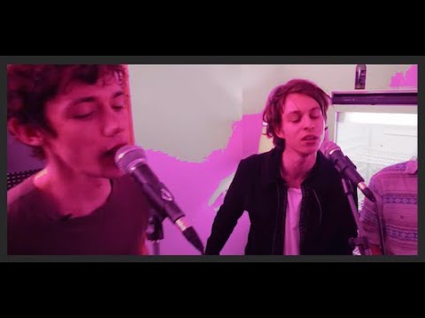 ♪ Tom's Diner (Second Cup) - AnnenMayKantereit x Giant Rooks