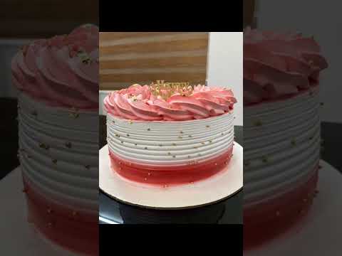 #trendingshorts #cakedecoration #cake #simplecakedecorationideas #bts #birthday #million #1 #red #❤️