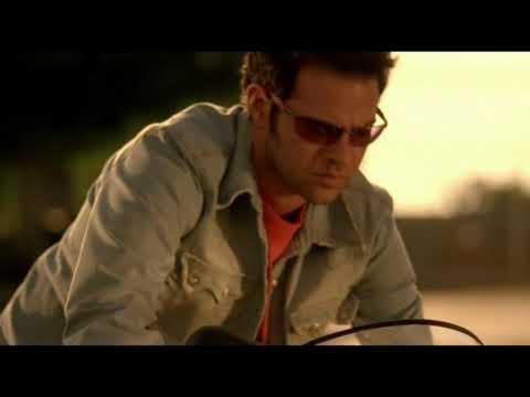 Rory Cochrane riding motorcycle in "CSI: Miami"