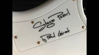Video thumbnail for Robert Harper - Stega Pearl 5 String Bass by Paul Lairat by Robert Harper