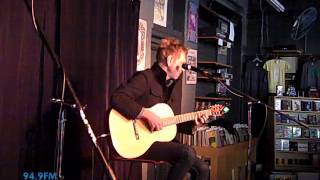 David Poe - When I Fly (acoustic KRVB Record Exchange)