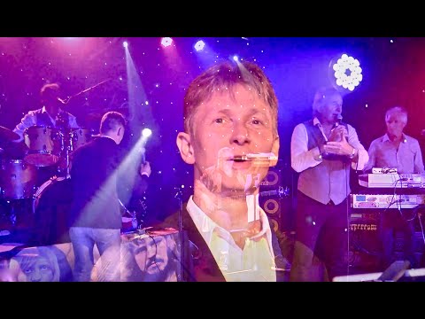 HELMUT LOTTI and The Cats Aglow - Can't help falling in love with you.