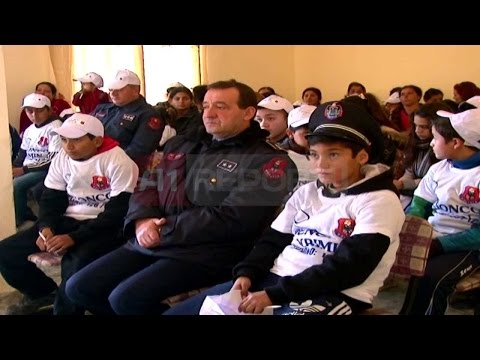 A1 Report - Shkoder, ftesa per romet: Arsimohuni te beheni police