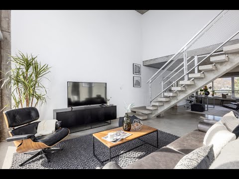 Arthur Erickson Vancouver Concrete Loft - Waterfall Building - Suite 601 - 1540 w 2nd Avenue