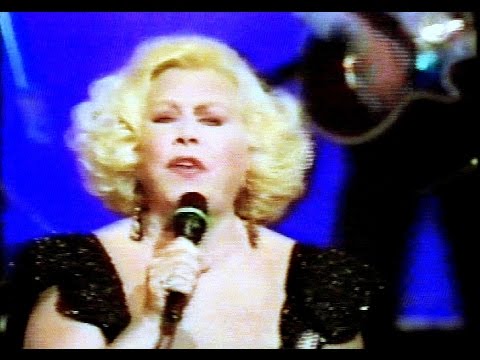 Pequena Flor - Estela Raval Con 5 Latinos