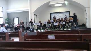 preview picture of video 'Dias Jazz Orquestra na Igreja Batista de Maruípe - Vitória ES em 09/11/2014.'