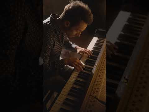 WOVEN IN TIME - VIVIAN ROOST (New Ep THE SPACES BETWEEN)