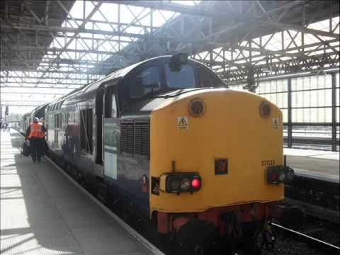 DRS 37607, 37611 and 37038 light engine out of Crewe (9/04/2011)