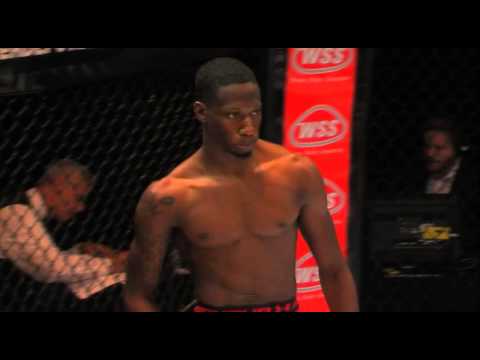 Garik Mitchell vs. Steven (Kyler) Scott (The University of MMA, Fight Night 11, 8/16/15)
