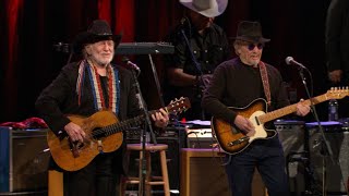 Merle Haggard &amp; Willie Nelson &quot;Okie from Muskogee&quot;