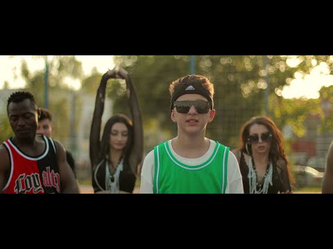 Denis Nuca feat. Q. Baze & Sanch & Antonio - Te iau cu mine (Official Video)