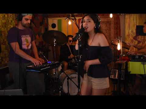 Shake It Off (Taylor Swift Cover) -- Soso Gelovani