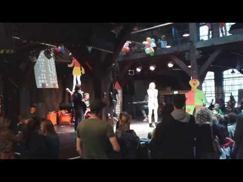 Das Grauen: Kinderband beim ALTOBA Kinderfest in der Hamburger Fabrik