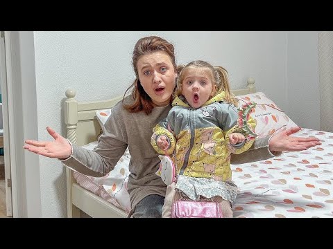 Melania was LEFT HOME ALONE/Where are the Parents 🤫