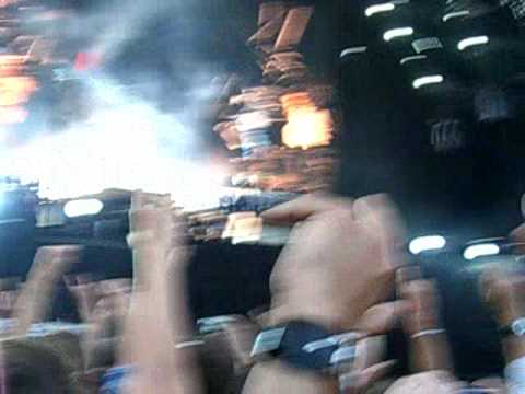 AC/DC Live in Marseille INTRO + Rock'n roll train