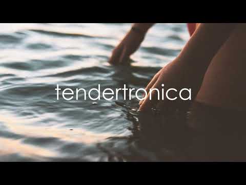 Christian Löffler feat. Menke - Lys