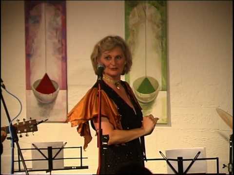 Angie Zaiser covered Hava nagila im Alten Amtsgericht Böblingen