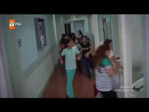 Kızlar koşun bomba ihbarı var