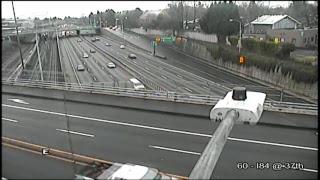 Watch Live: Checking in on traffic cams as the Portland metro area deals with a little bit of snow