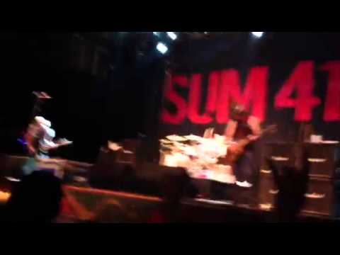 Sum 41- Sabotage (Beastie Boys cover) HOB 2012