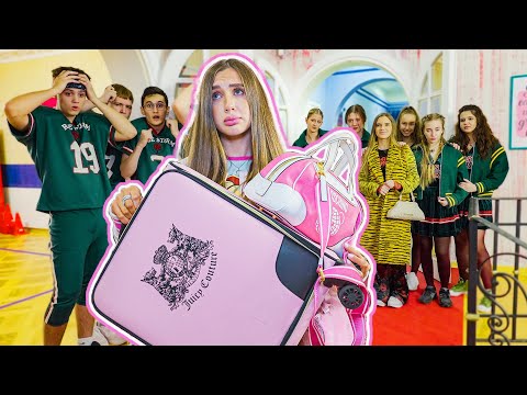 DIANA IS AN OUTLIER AT SCHOOL - THANKS TO HER VAMPIRE BEST FRIEND!!!😱