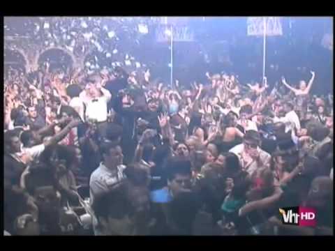 Alex Lifeson's Arrest on VH1's 100 Most Shocking Music Moments