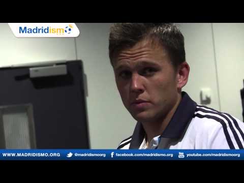 "Contento por la victoria, bastante merecida." - Denis Cheryshev
