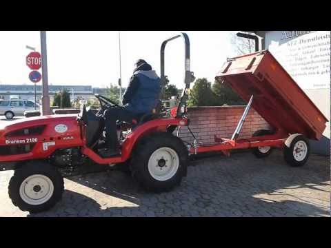 Schlepper Kleintraktor Branson 2100 mit hydraulischem Kippanhänger 1t