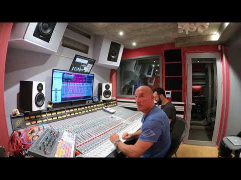 JOE STUMP´s TOWER OF BABEL in the Studio mixing the second album Day 1