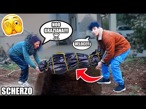 PREGO MIA MADRE DI AIUTARMI A NASCONDERE IL CORP0 DELLA MIA RAGAZZA! -SCHERZO! *HO ESAGERATO!*