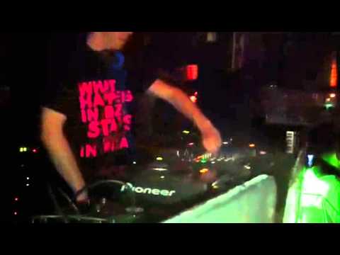 Dj Gonzalo Revilla @ Reset club 1!!