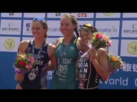 Emma Jeffcoat Wins Chengdu Super Sprint (ITU WorldCup)