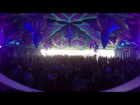 Ctrlz3ta Vs The Evil Monkey - I Can't Ctrl Myself AT Portugal (Luminopolis 2016)