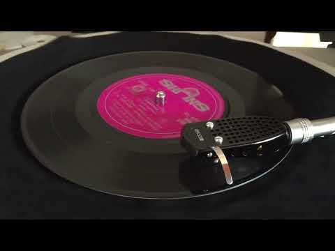 H.R. Jothipala & Sujatha Attanayake: Hada Santhane (Film: Sunethra)