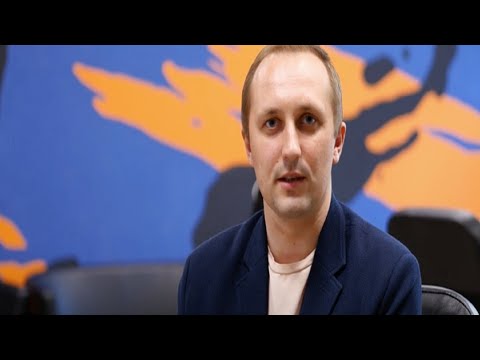 QUIZ LIVE: MATEUSZ ROKUSZEWSKI - OSĄD SUPERBOHATERA