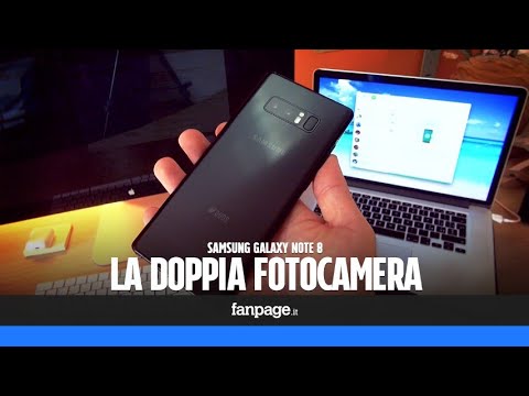 Il pigmentary nota su una mano agli anziani Leliminazione di pigmentary nota su una faccia al cosmetologo