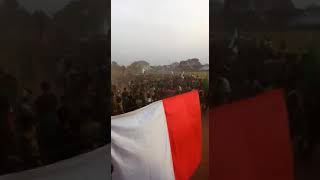 Download lagu Arema di keroyok ribuan bonek mp3 Download lagu Arema di keroyok ribuan bonek mp3