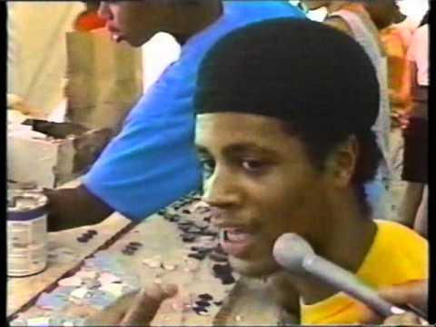 Chicago's GALLERY 37 - Art for Youth project  ( w/ MAGGIE DALEY speech )