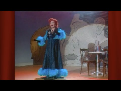 Lustig! Hella von Sinnen singt als "Zarah Leander" für Wolfgang Lippert